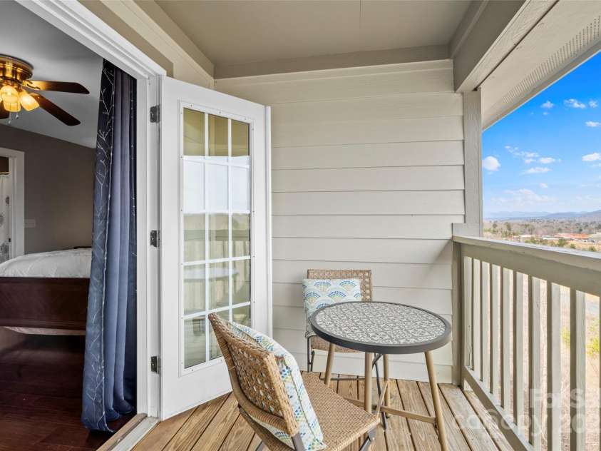 41 Rotunda Circle, Asheville, NC 28806.  MLS# CAR4225477, YatesRealty ID 4031. 