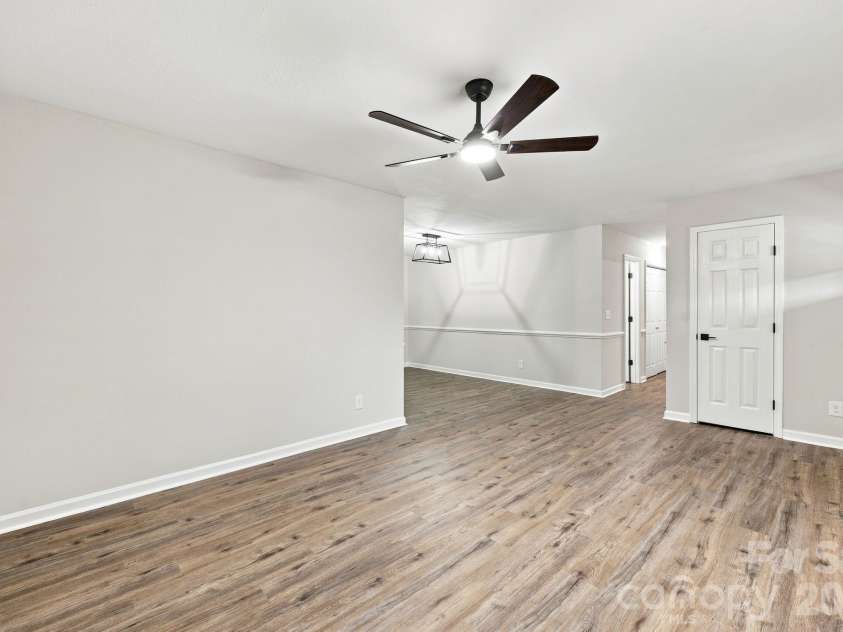 160 Birchwood Drive, Salisbury, NC 28146.  MLS# CAR4409143, YatesRealty ID 40312. 