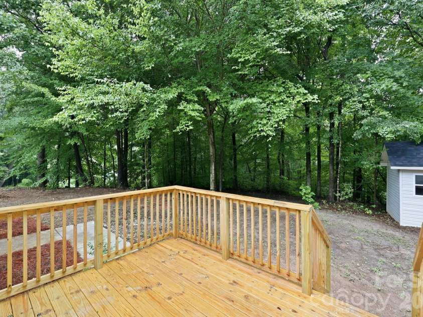 160 Birchwood Drive, Salisbury, NC 28146.  MLS# CAR4409143, YatesRealty ID 40312. 