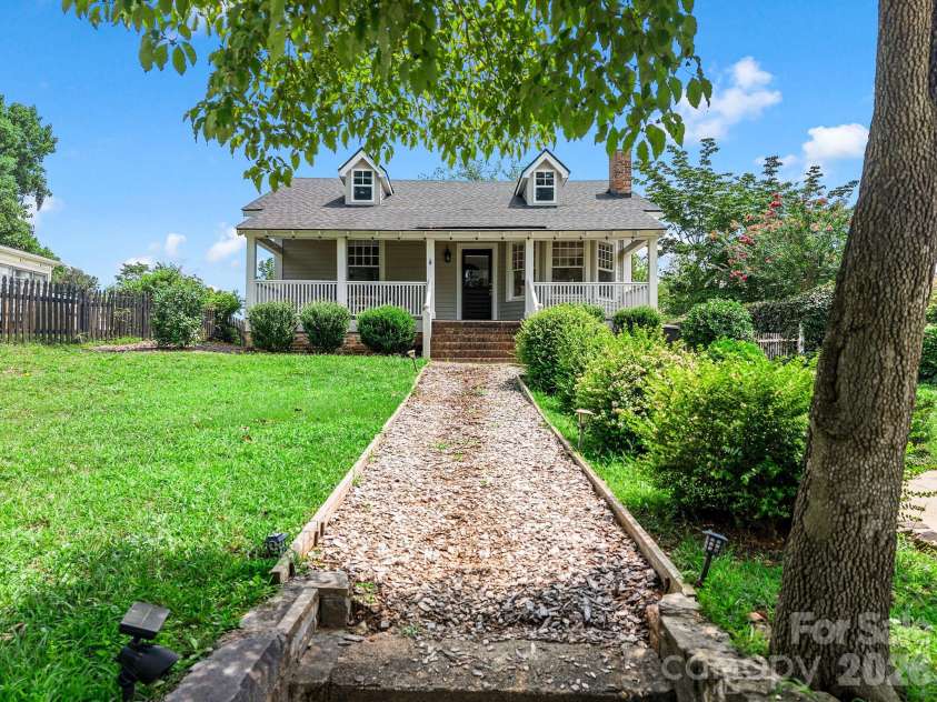 143 Broadway Avenue, Tryon, NC 28782.  MLS# CAR4409140, YatesRealty ID 40315. 