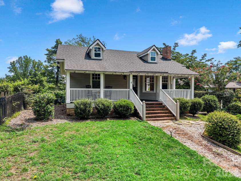 143 Broadway Avenue, Tryon, NC 28782.  MLS# CAR4409140, YatesRealty ID 40315. 