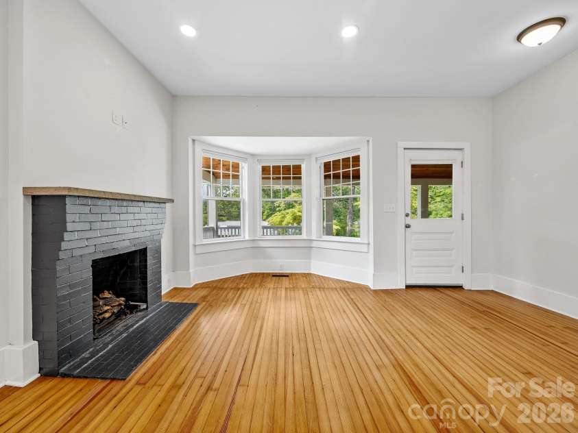 143 Broadway Avenue, Tryon, NC 28782.  MLS# CAR4409140, YatesRealty ID 40315. 