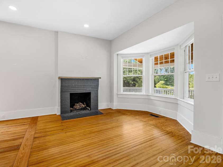 143 Broadway Avenue, Tryon, NC 28782.  MLS# CAR4409140, YatesRealty ID 40315. 