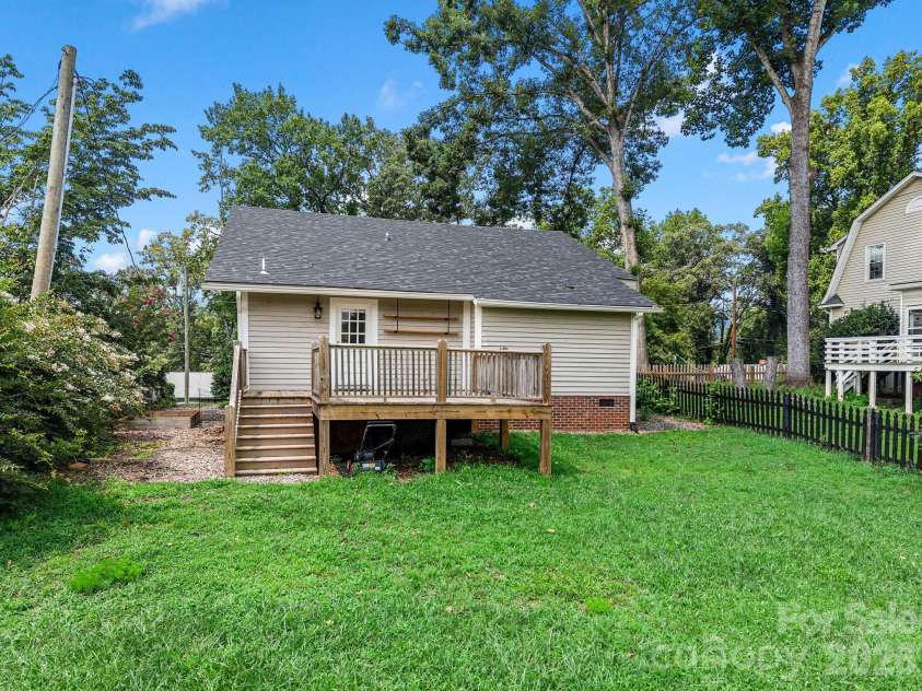 143 Broadway Avenue, Tryon, NC 28782.  MLS# CAR4409140, YatesRealty ID 40315. 