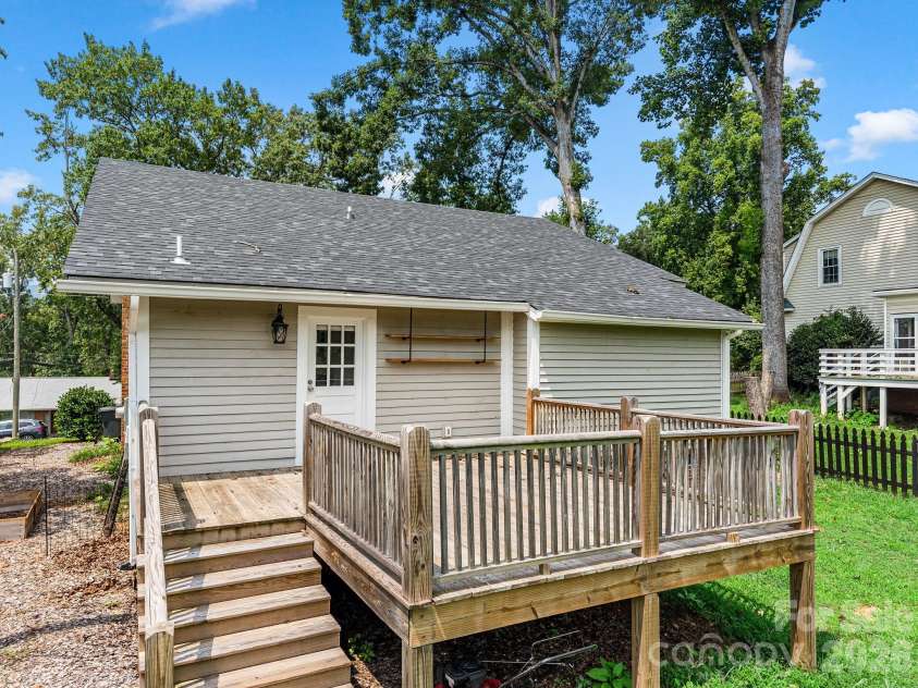 143 Broadway Avenue, Tryon, NC 28782.  MLS# CAR4409140, YatesRealty ID 40315. 