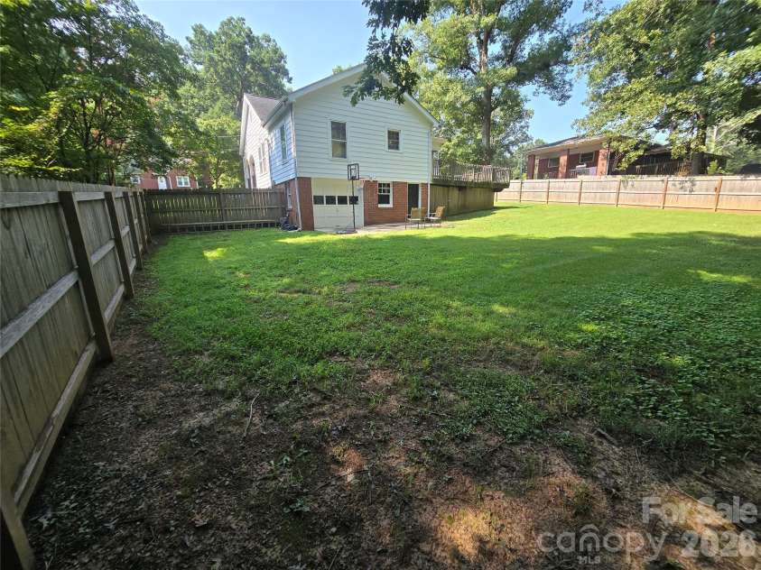 1466 White Oak Avenue, Albemarle, NC 28001.  MLS# CAR4409167, YatesRealty ID 40316. 