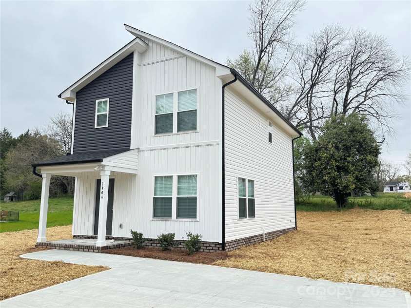 1406 Mason Street, Kannapolis, NC 28081.  MLS# CAR4242589, YatesRealty ID 4032. 