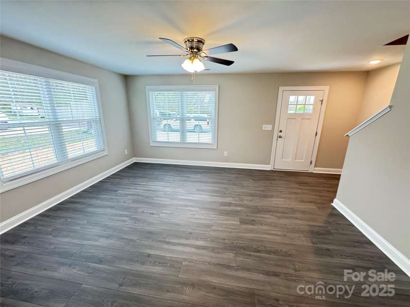 1406 Mason Street, Kannapolis, NC 28081.  MLS# CAR4242589, YatesRealty ID 4032. 