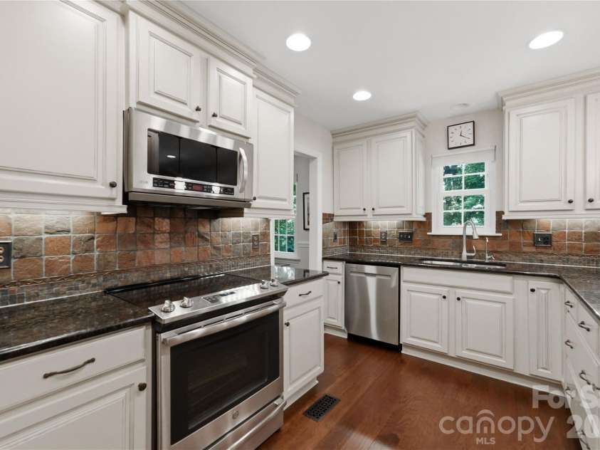 1315 Mistletoe Ridge Place, Concord, NC 28027.  MLS# CAR4408982, YatesRealty ID 40321. 