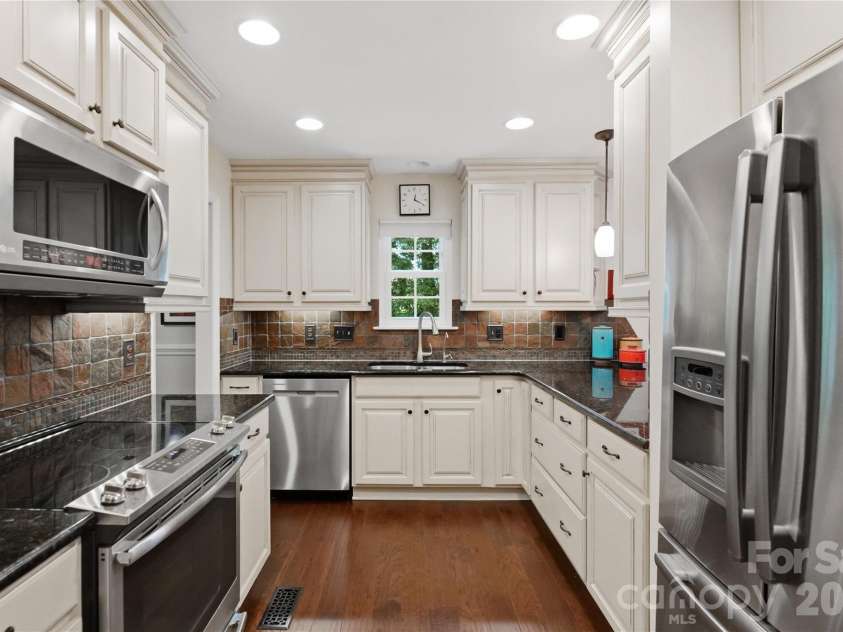 1315 Mistletoe Ridge Place, Concord, NC 28027.  MLS# CAR4408982, YatesRealty ID 40321. 