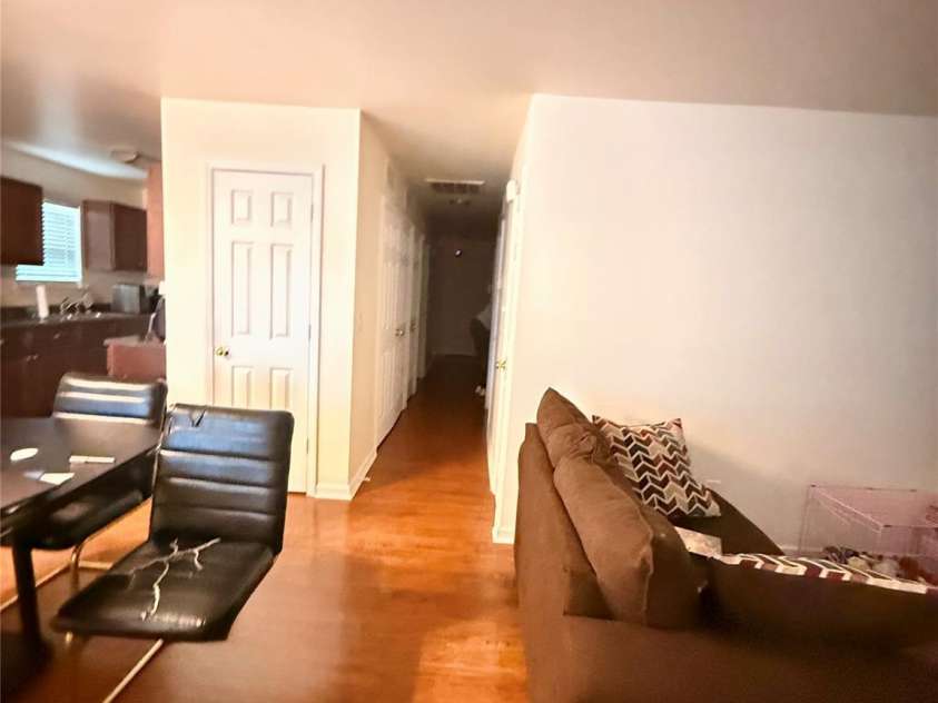 2209 Julia Avenue, Charlotte, NC 28206.  MLS# CAR4398939, YatesRealty ID 40322. 