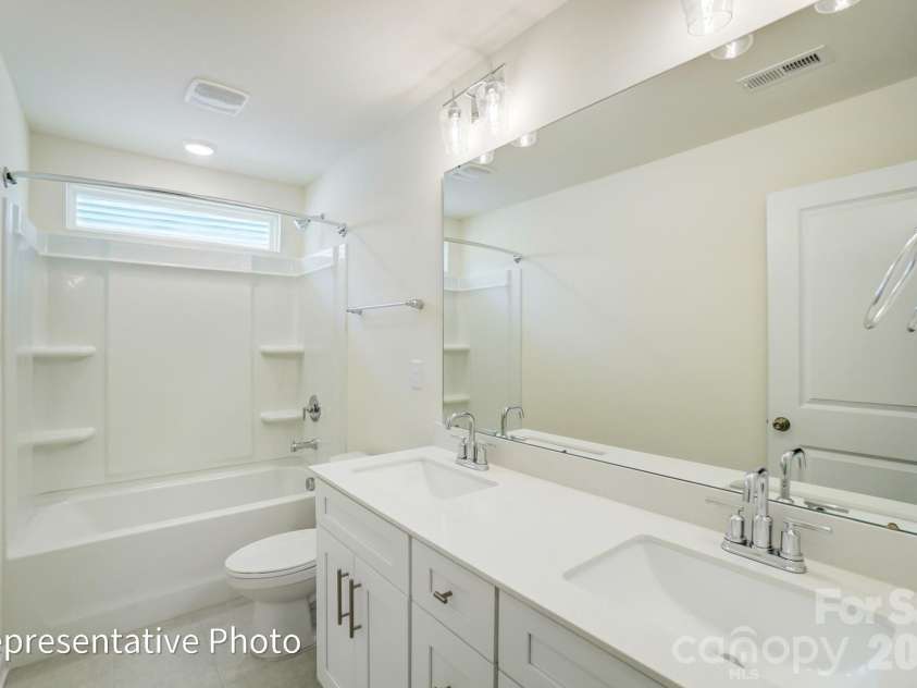 1068 Tradition Club Street, York, SC 29745.  MLS# CAR4408185, YatesRealty ID 40323. Bath 2