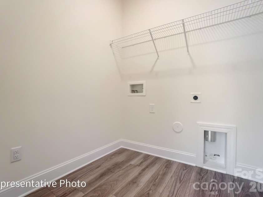 1068 Tradition Club Street, York, SC 29745.  MLS# CAR4408185, YatesRealty ID 40323. Laundry Room