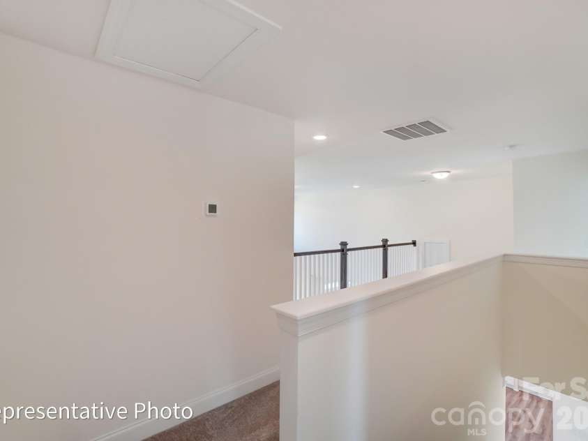 1068 Tradition Club Street, York, SC 29745.  MLS# CAR4408185, YatesRealty ID 40323. Loft