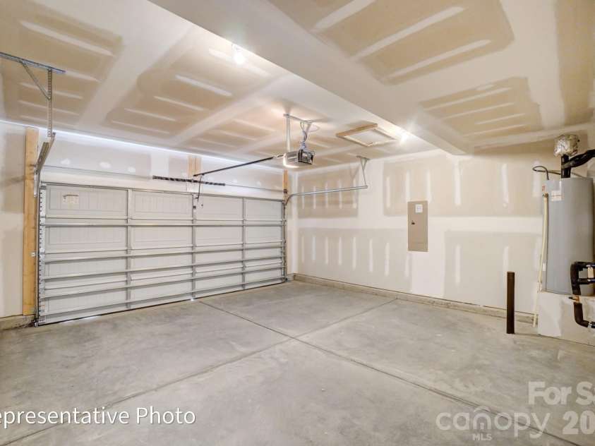 1068 Tradition Club Street, York, SC 29745.  MLS# CAR4408185, YatesRealty ID 40323. Two Car Garage