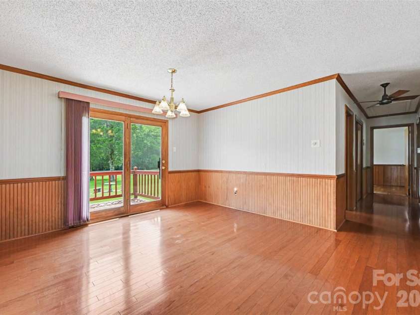 225 Oliphant Road, Mooresville, NC 28115.  MLS# CAR4409209, YatesRealty ID 40324. 