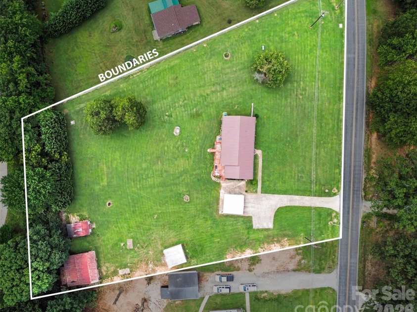225 Oliphant Road, Mooresville, NC 28115.  MLS# CAR4409209, YatesRealty ID 40324. 