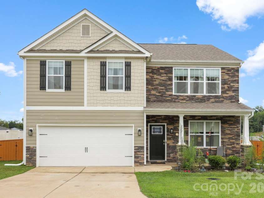 232 Marathon Lane, Candler, NC 28715.  MLS# CAR4409247, YatesRealty ID 40328. 