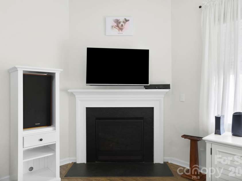 232 Marathon Lane, Candler, NC 28715.  MLS# CAR4409247, YatesRealty ID 40328. 