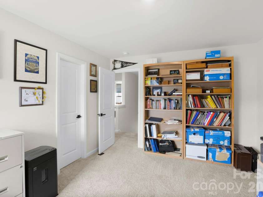 232 Marathon Lane, Candler, NC 28715.  MLS# CAR4409247, YatesRealty ID 40328. 