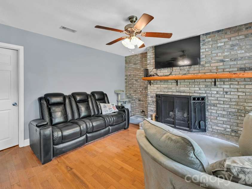 232 Marathon Lane, Candler, NC 28715.  MLS# CAR4409247, YatesRealty ID 40328. 