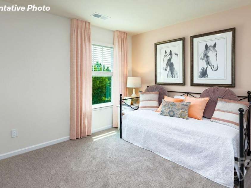 6745 Barcelona Way, Charlotte, NC 28214.  MLS# CAR4320033, YatesRealty ID 4033. 