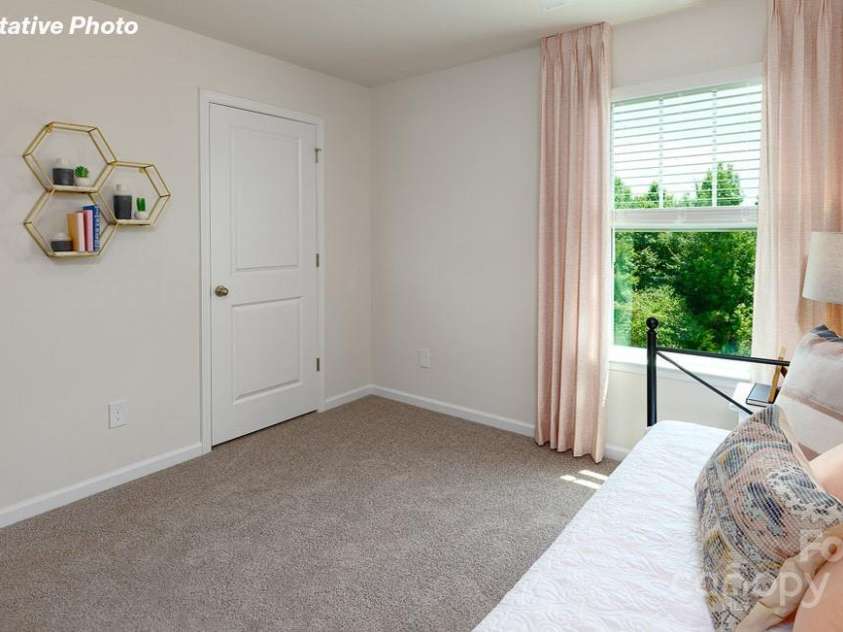 6745 Barcelona Way, Charlotte, NC 28214.  MLS# CAR4320033, YatesRealty ID 4033. 