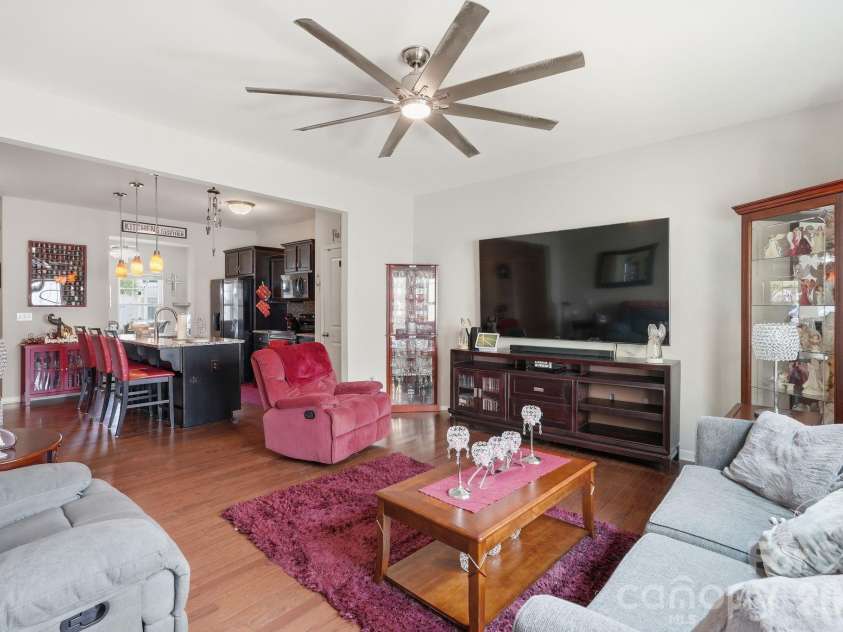 3921 Bighorn Way, Gastonia, NC 28056.  MLS# CAR4408782, YatesRealty ID 40330. 