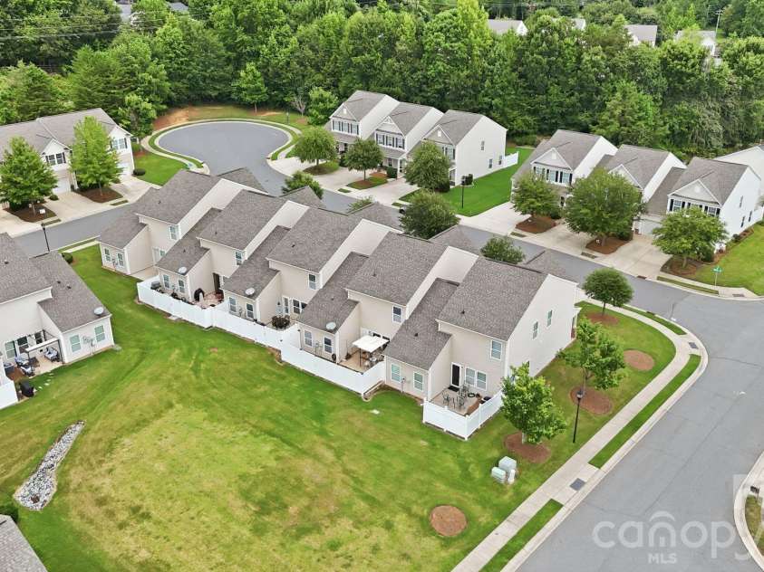 3921 Bighorn Way, Gastonia, NC 28056.  MLS# CAR4408782, YatesRealty ID 40330. 