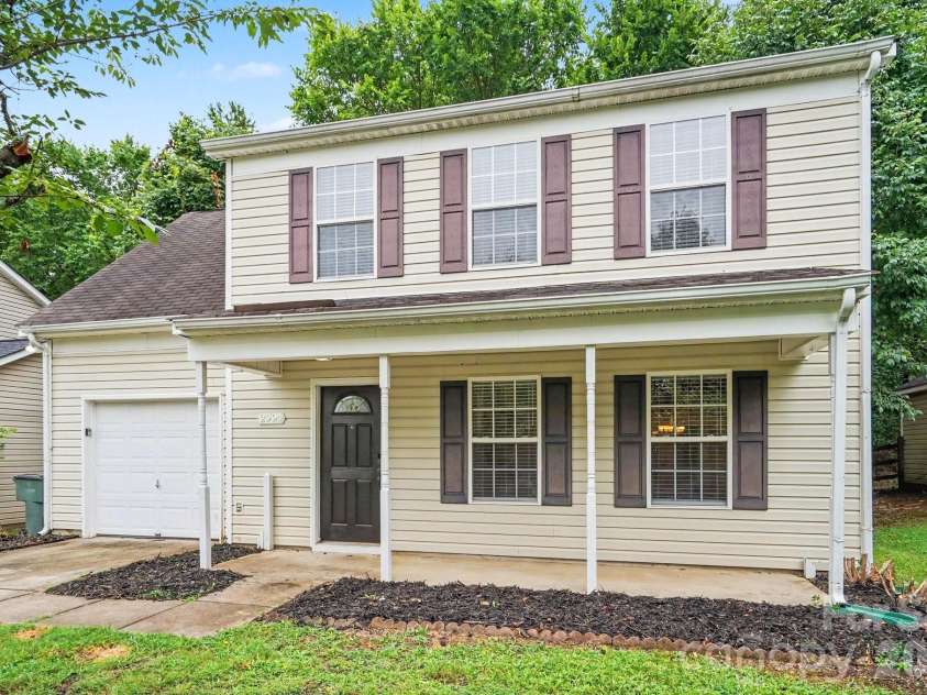 2994 Champion Lane, Concord, NC 28025.  MLS# CAR4408234, YatesRealty ID 40333. 