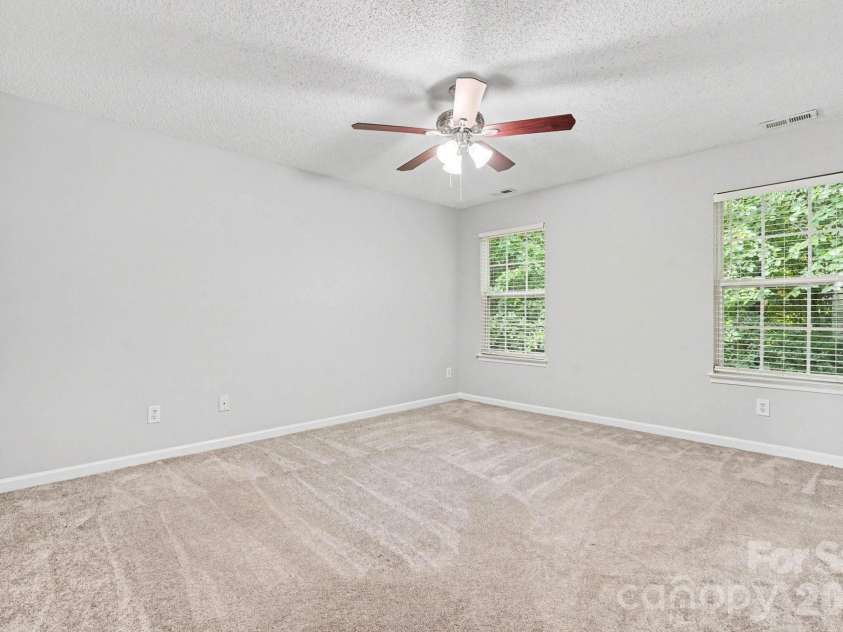 2994 Champion Lane, Concord, NC 28025.  MLS# CAR4408234, YatesRealty ID 40333. 