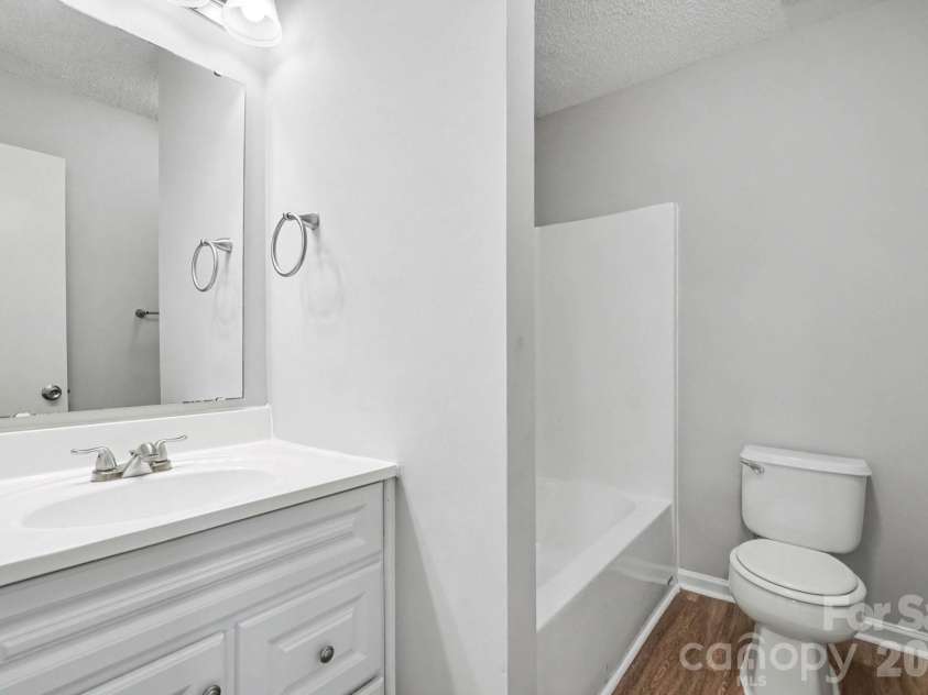 2994 Champion Lane, Concord, NC 28025.  MLS# CAR4408234, YatesRealty ID 40333. 