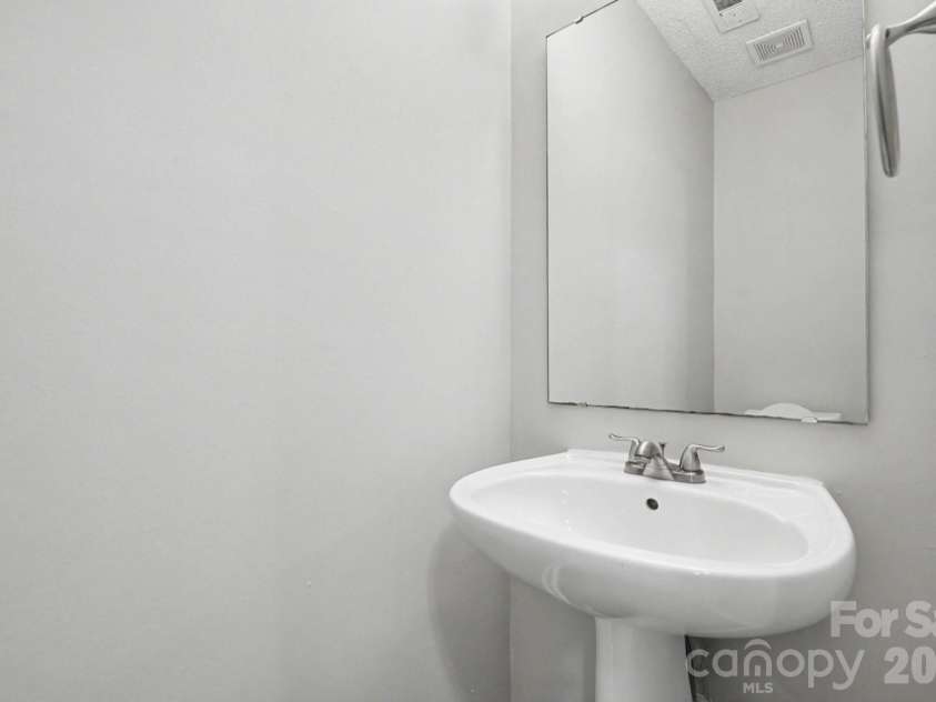 2994 Champion Lane, Concord, NC 28025.  MLS# CAR4408234, YatesRealty ID 40333. 