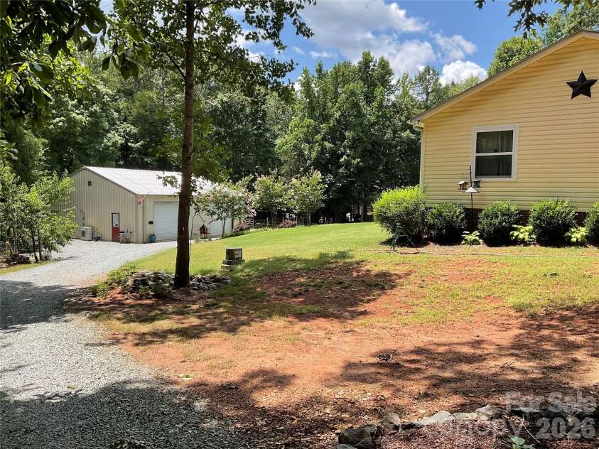 6334 Griffin Road, Lancaster, SC 29720.  MLS# CAR4403121, YatesRealty ID 40335. 