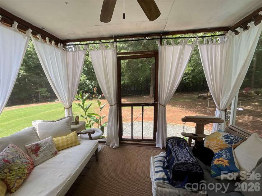 6334 Griffin Road, Lancaster, SC 29720.  MLS# CAR4403121, YatesRealty ID 40335. 