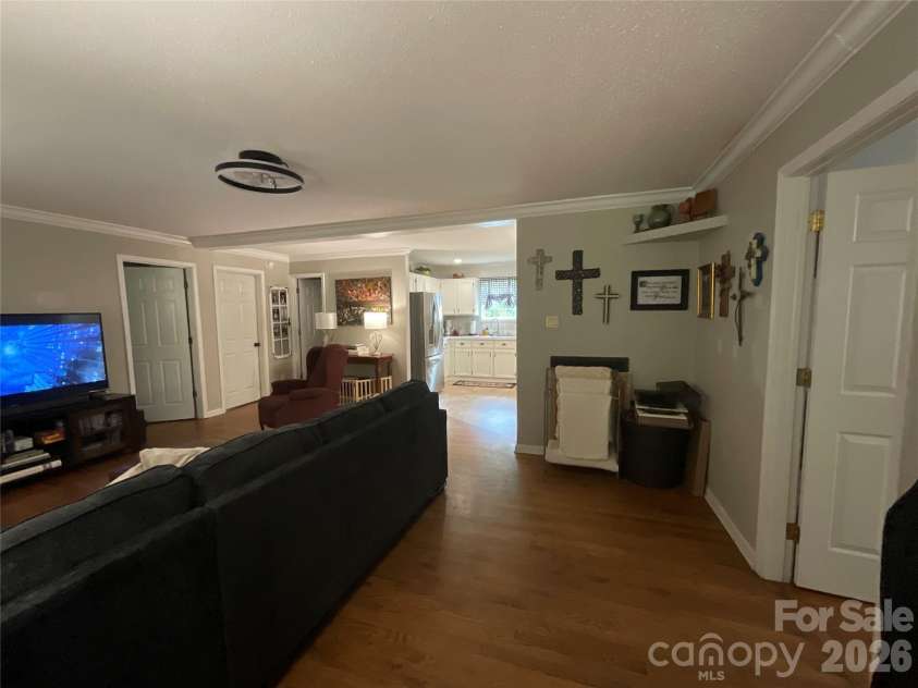 6334 Griffin Road, Lancaster, SC 29720.  MLS# CAR4403121, YatesRealty ID 40335. 