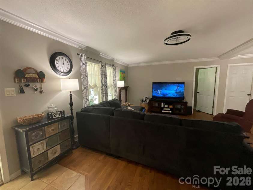 6334 Griffin Road, Lancaster, SC 29720.  MLS# CAR4403121, YatesRealty ID 40335. 