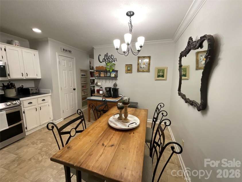6334 Griffin Road, Lancaster, SC 29720.  MLS# CAR4403121, YatesRealty ID 40335. 
