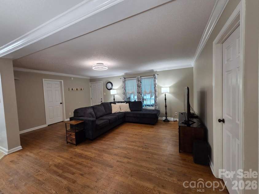 6334 Griffin Road, Lancaster, SC 29720.  MLS# CAR4403121, YatesRealty ID 40335. 