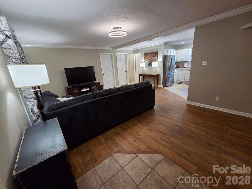 6334 Griffin Road, Lancaster, SC 29720.  MLS# CAR4403121, YatesRealty ID 40335. 