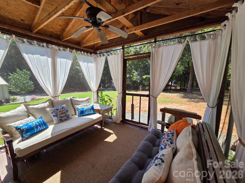 6334 Griffin Road, Lancaster, SC 29720.  MLS# CAR4403121, YatesRealty ID 40335. 