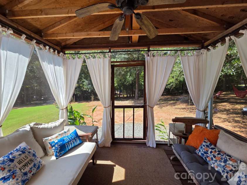 6334 Griffin Road, Lancaster, SC 29720.  MLS# CAR4403121, YatesRealty ID 40335. 
