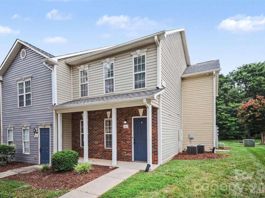 116 Locomotive Lane, Mooresville, NC 28115.  MLS# CAR4409030, YatesRealty ID 40337. 