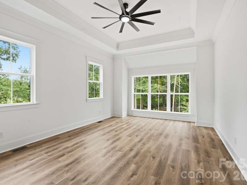 301 Spanish Oak Lane, Gastonia, NC 28056.  MLS# CAR4405653, YatesRealty ID 40338. 