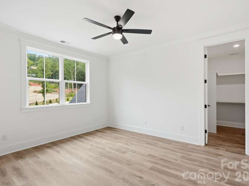 301 Spanish Oak Lane, Gastonia, NC 28056.  MLS# CAR4405653, YatesRealty ID 40338. 