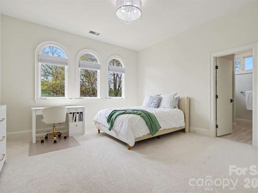 7225 Governors Row, Charlotte, NC 28277.  MLS# CAR4364336, YatesRealty ID 40339. 