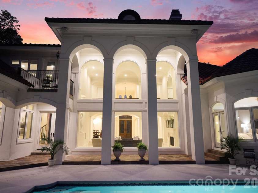 7225 Governors Row, Charlotte, NC 28277.  MLS# CAR4364336, YatesRealty ID 40339. 