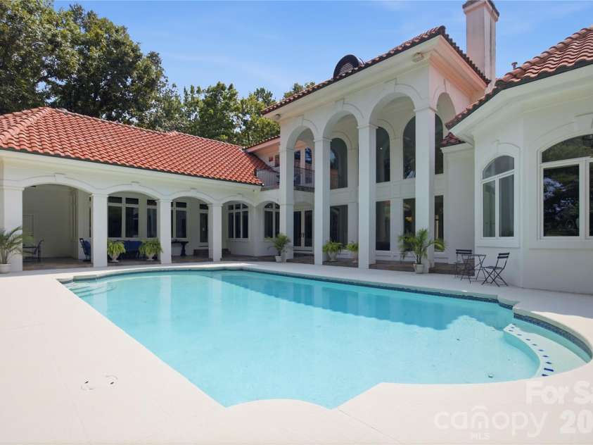 7225 Governors Row, Charlotte, NC 28277.  MLS# CAR4364336, YatesRealty ID 40339. 
