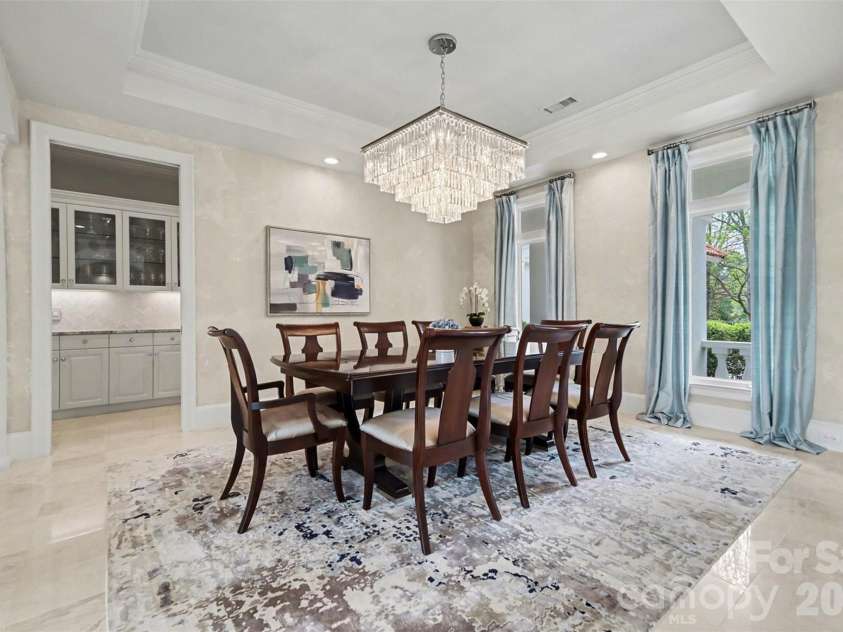 7225 Governors Row, Charlotte, NC 28277.  MLS# CAR4364336, YatesRealty ID 40339. Dining Room