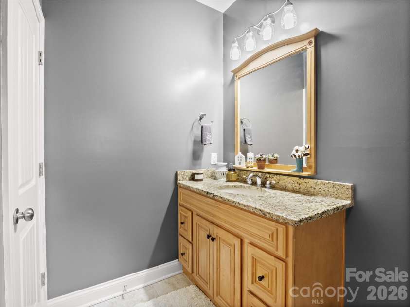 21 Jeff Drive, Asheville, NC 28806.  MLS# CAR4349335, YatesRealty ID 4034. 